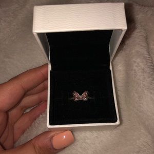 Pandora Ring Minnie Mouse Bow